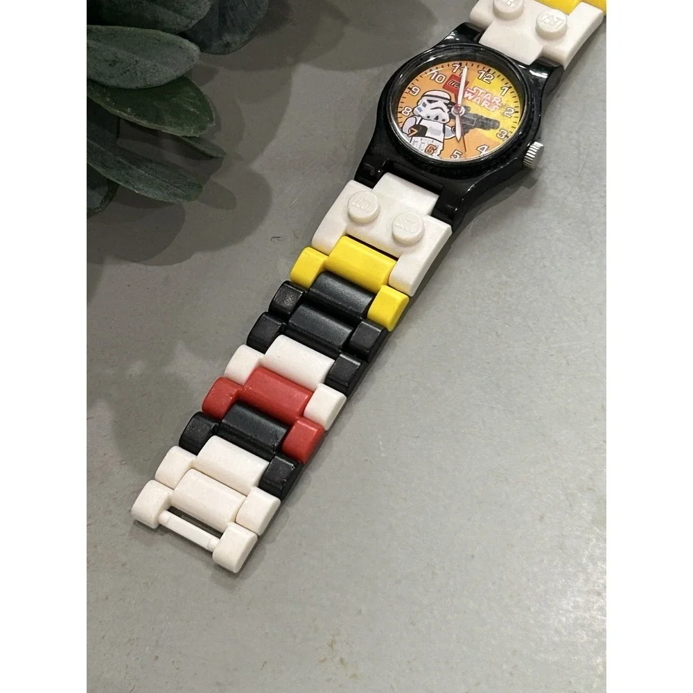Star Wars‎ Vintage 2004 Stormtrooper Multicolor Lego Watch READ**
